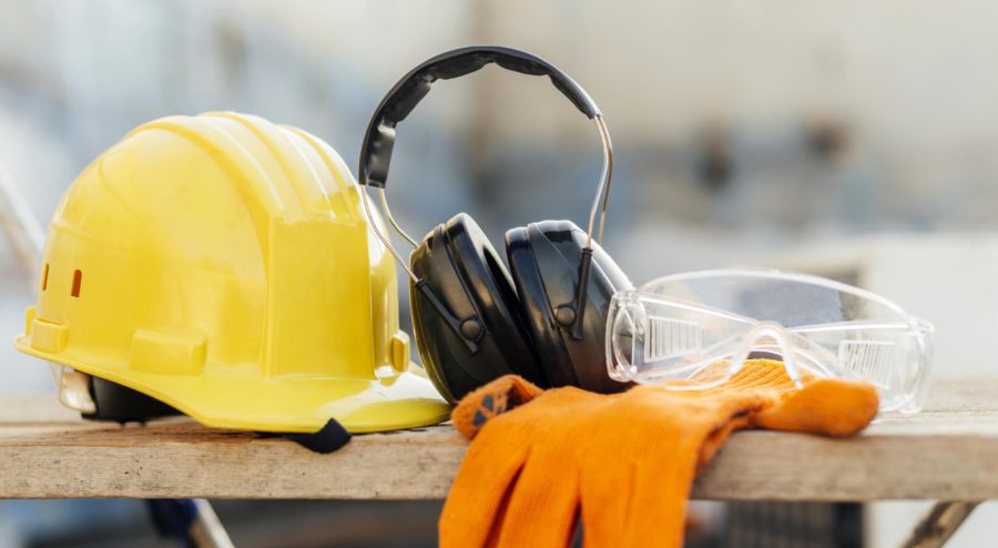 7510How to safely use metal working machines?