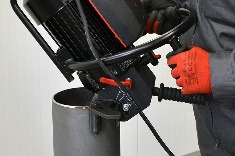 Bottom plate beveling