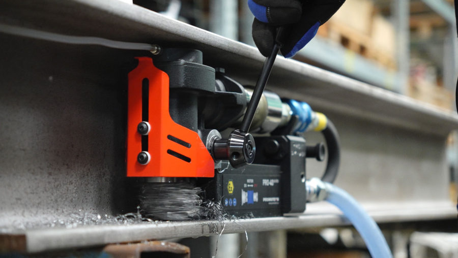 8030PRO-40 AD ATEX: Neue pneumatische Magnetbohrmaschine mit extrem niedrigem Profil